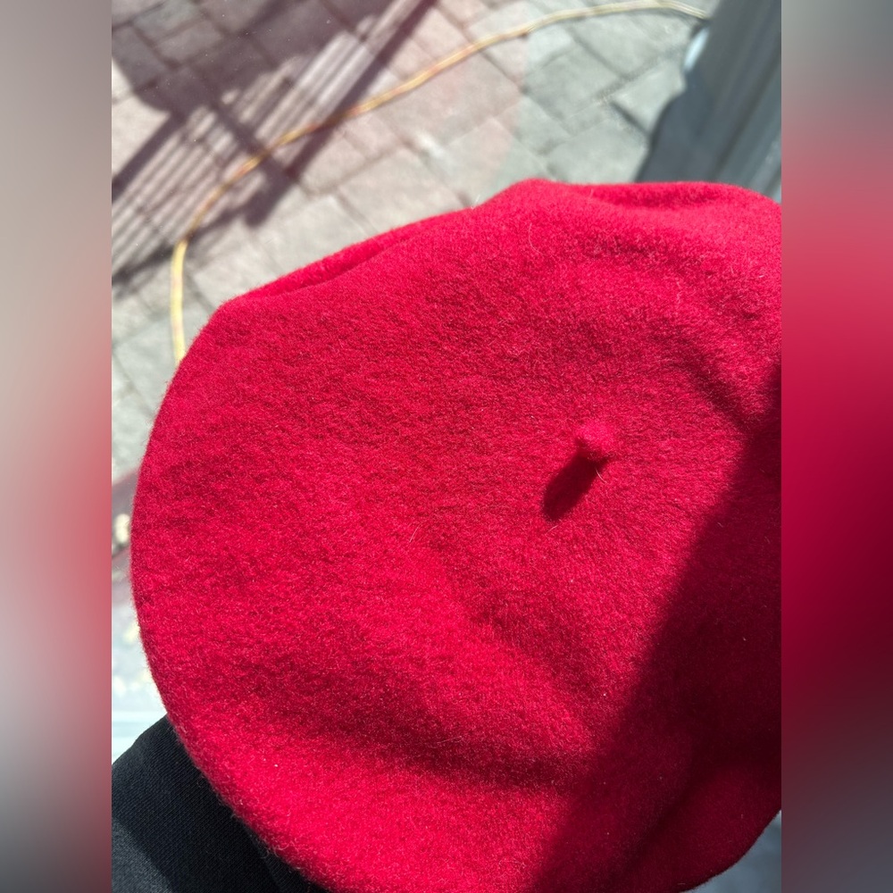 Kopka Red Wool Beret - Picture 8 of 9